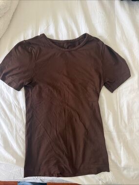 Skims Tee